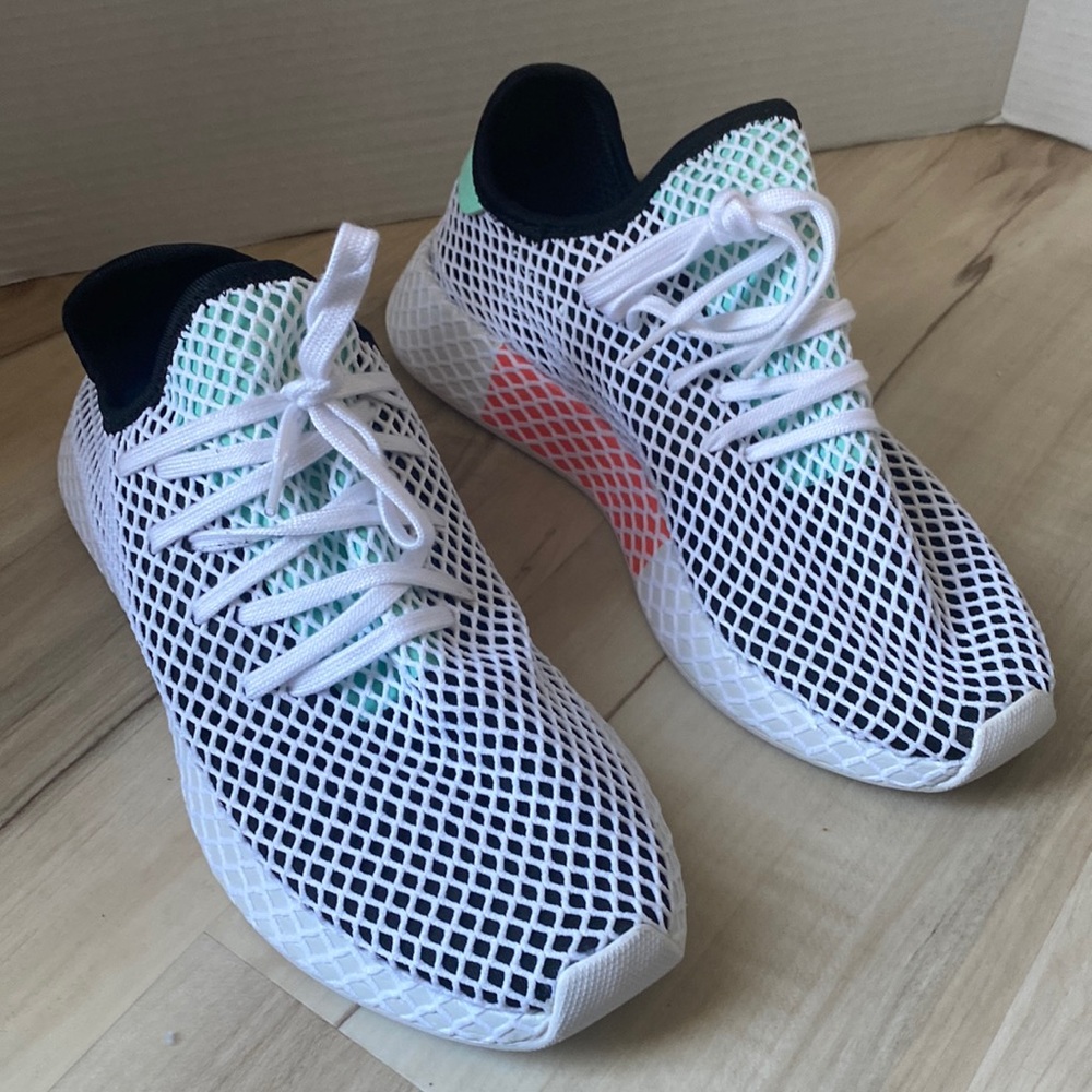 NWOT Men’s Adidas Deerupt Runners B28076 Black/White/Green/Orange